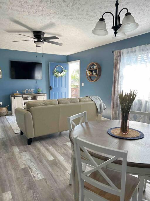 Charming House In Sevierville Family Friendly Quiet Location Close To Wilderness Buitenkant foto